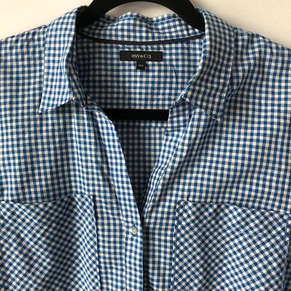 RW&CO. Plaid Blue & White Button Down Shirt - Picture 5 of 5